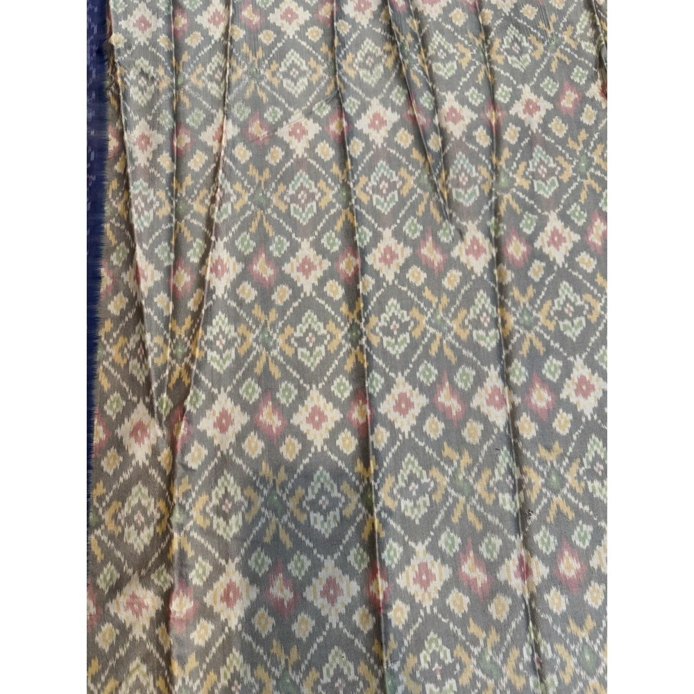 VTG Handwoven Silk SCARF Ikat Silk/Blend Indian Patola Zari Boho Hippie 46x46" - Picture 11 of 14
